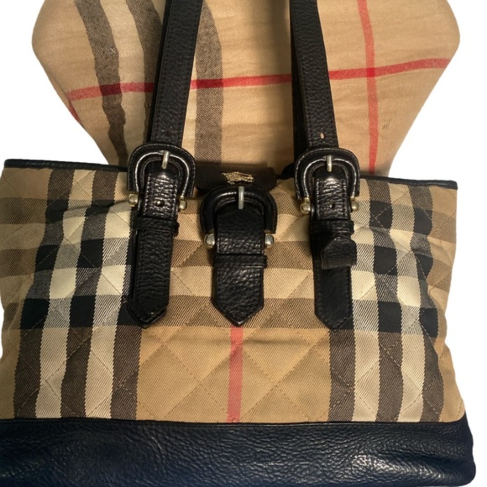 Authentic Burberry Designer Quilted Check Tote Bag in Beige and Black